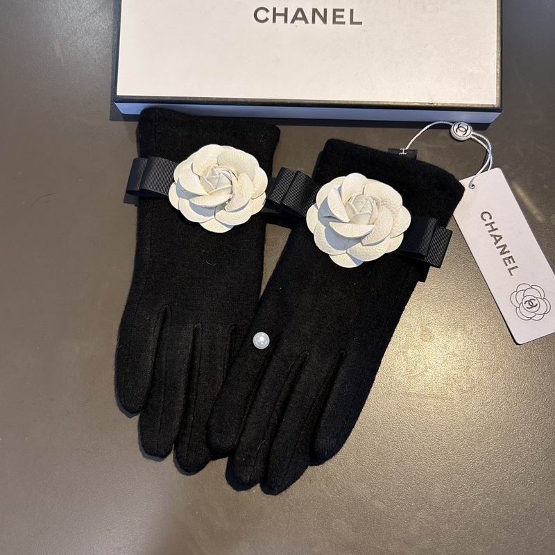 Chanel Gloves 110511